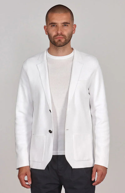 White Blazers: Bold Sophistication in Men's Tailored Clothing