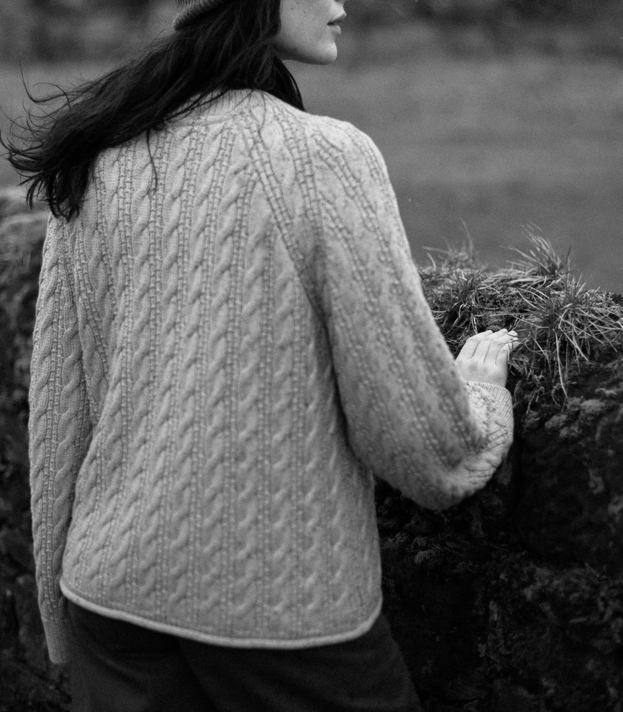 Womens Heavyweight Cotton Textured Cable Jumper - Feature 3