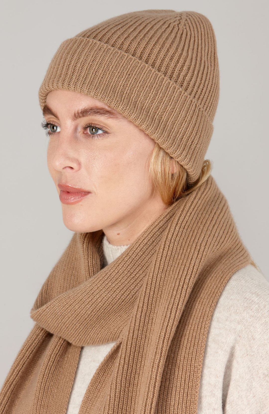 camel cashmere beanie and scarf gift set