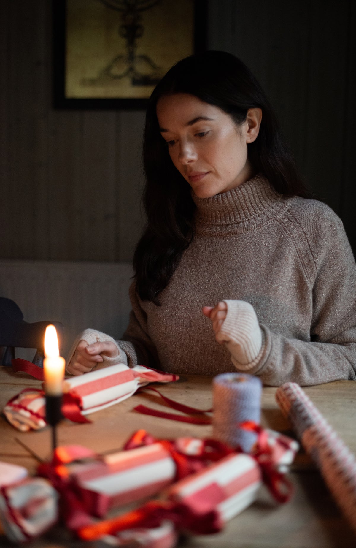 Womens Lambswool Silk Roll Neck Jumper - Feature 3