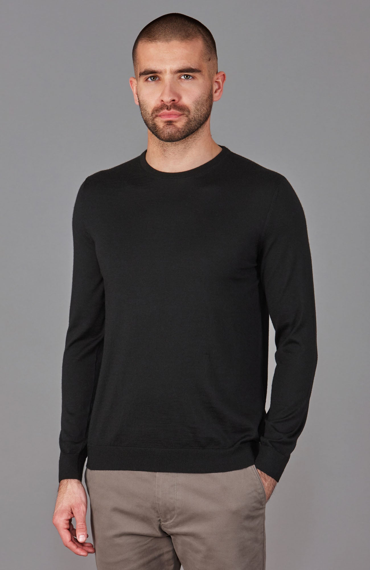 Mens Superfine Merino Silk Crew Neck Jumper – Paul James Knitwear