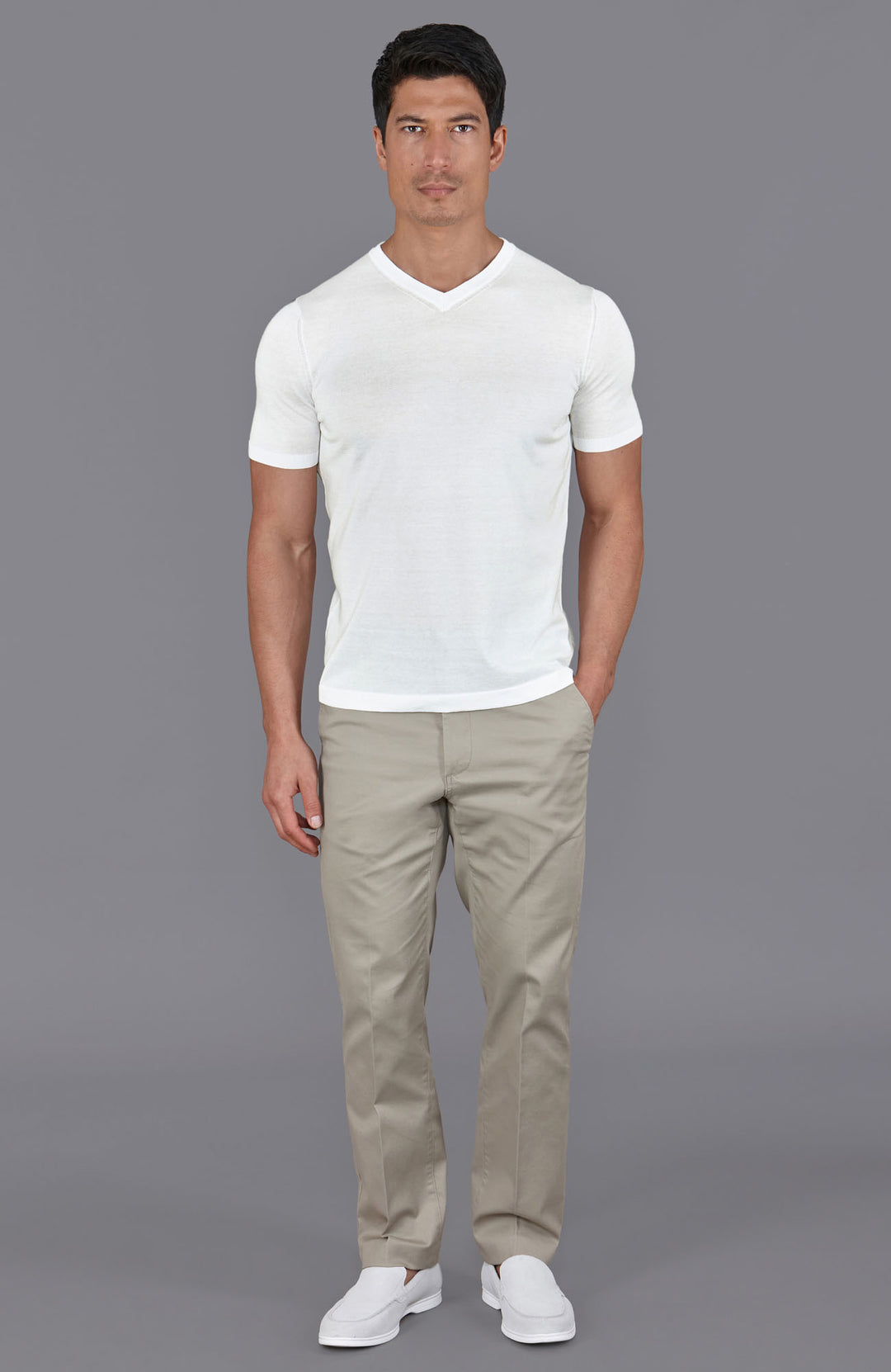 white mens v neck knitted t-shirt