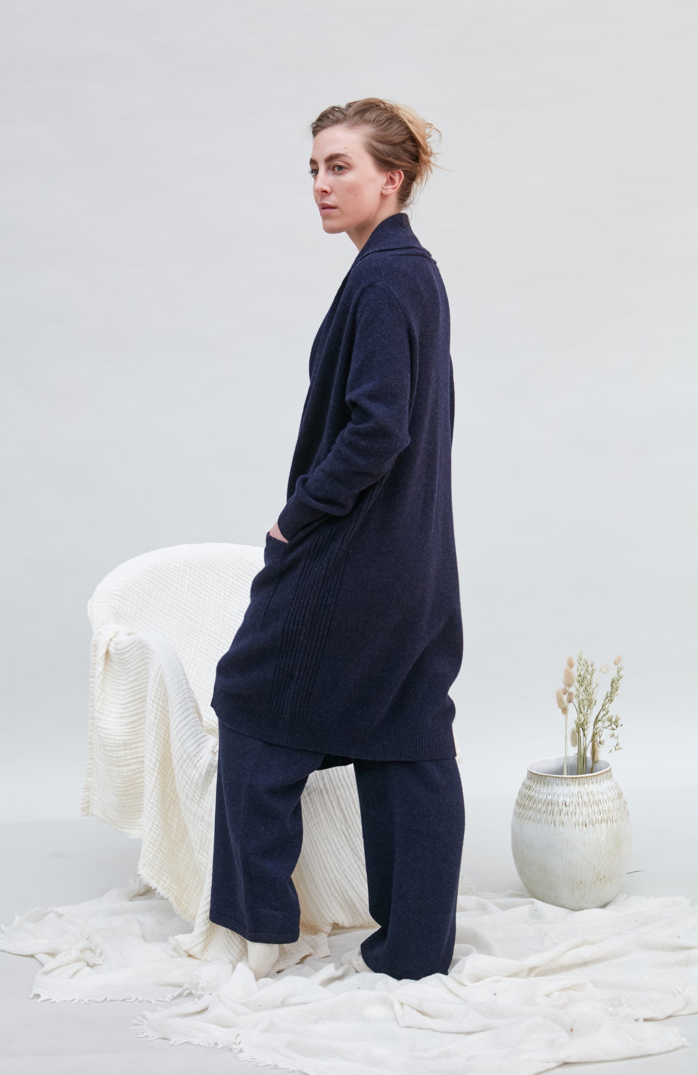 Womens Pure Lambswool Long Line Cardigan with Pockets
