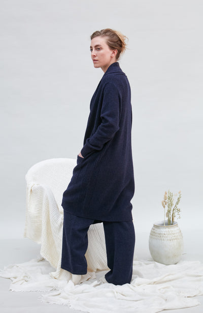 Womens Pure Lambswool Long Line Cardigan with Pockets