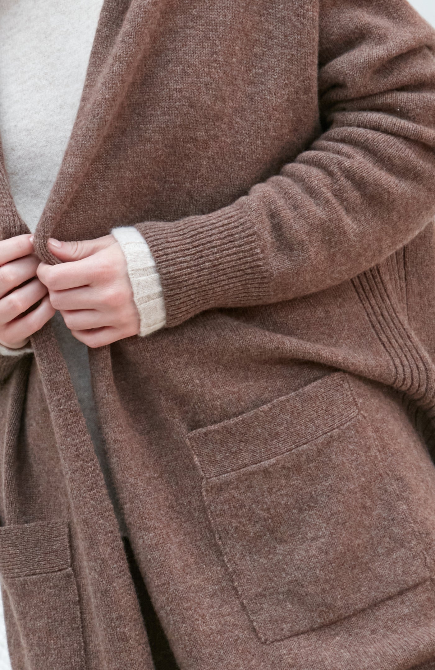 Womens Pure Lambswool Long Line Cardigan with Pockets