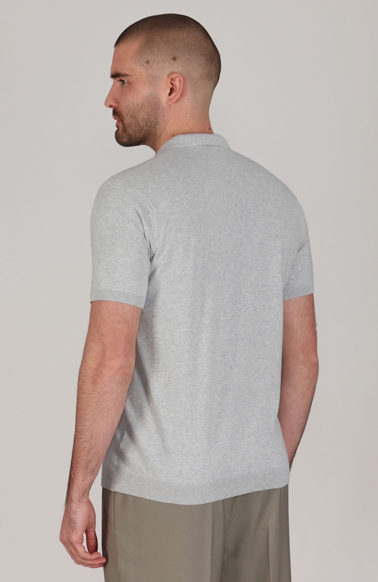 Kurzärmliges Herren-Poloshirt aus 100 % ultrafeiner Baumwolle