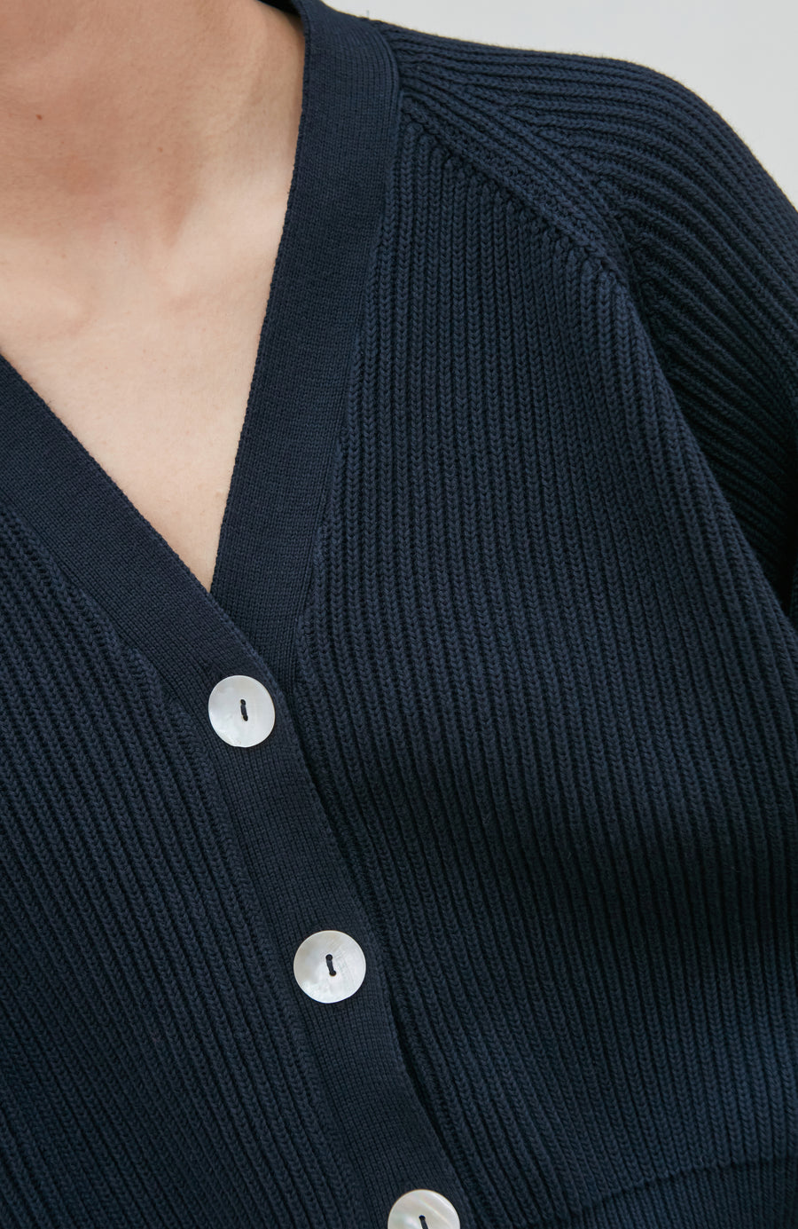 Womens Cotton Oversized V Neck Ribbed Cardigan - Feature 5