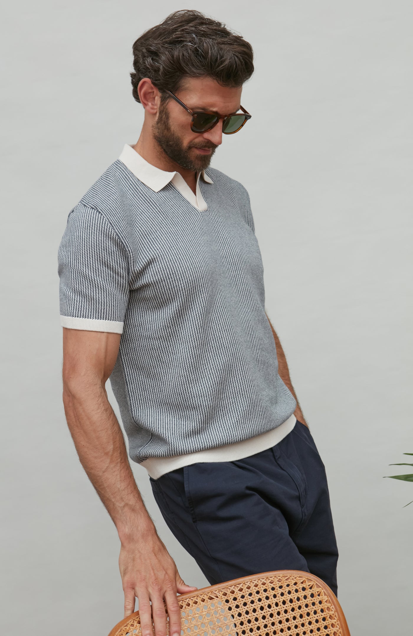 Leichtes Fishermans-Poloshirt ohne Knöpfe aus 100 % Baumwolle für Herren