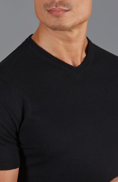 black mens high v neck knitted t-shirt