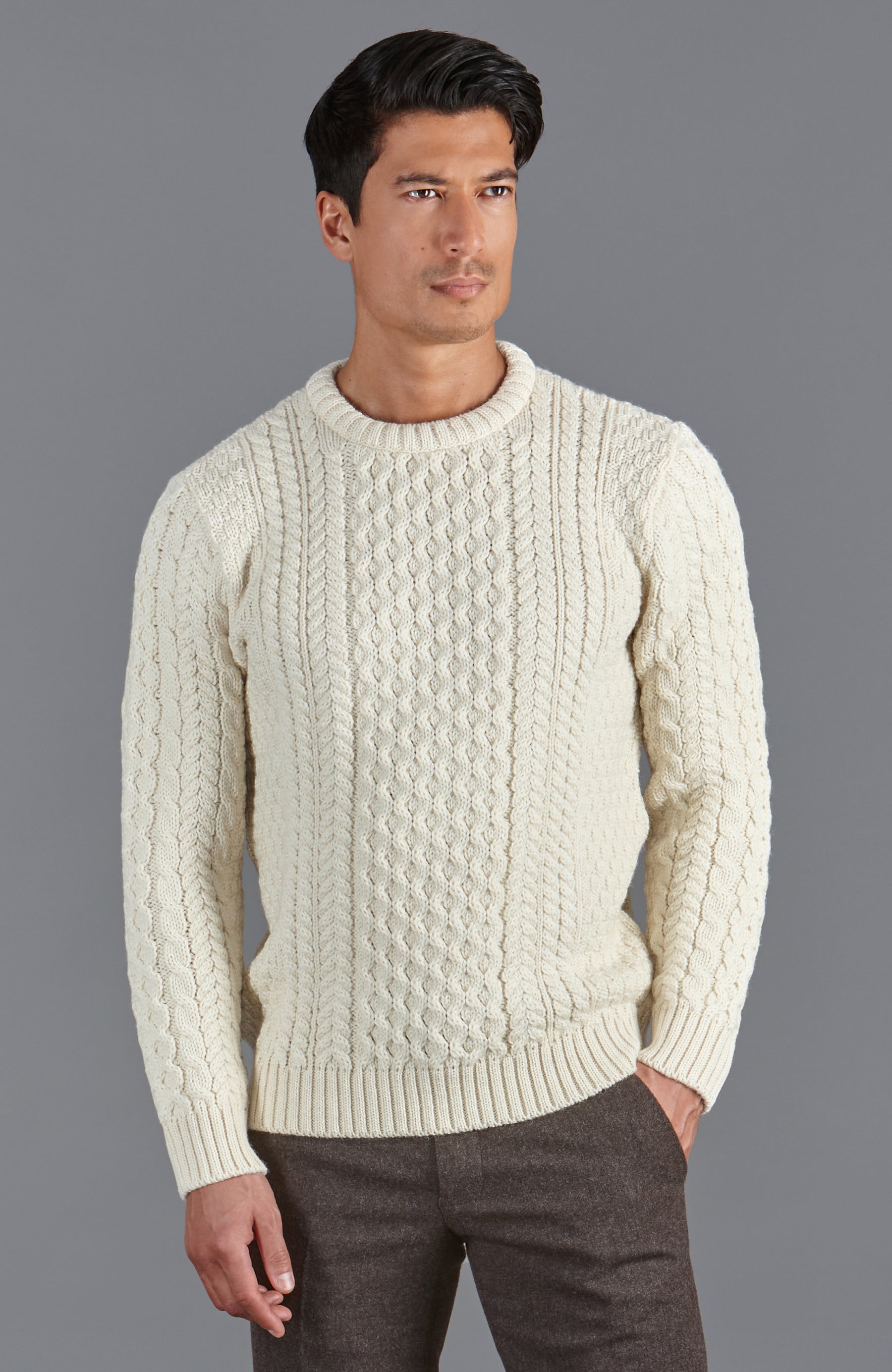 Men's Chunky Crew Cable Jumper Made Of British Wool Knit: Crafted