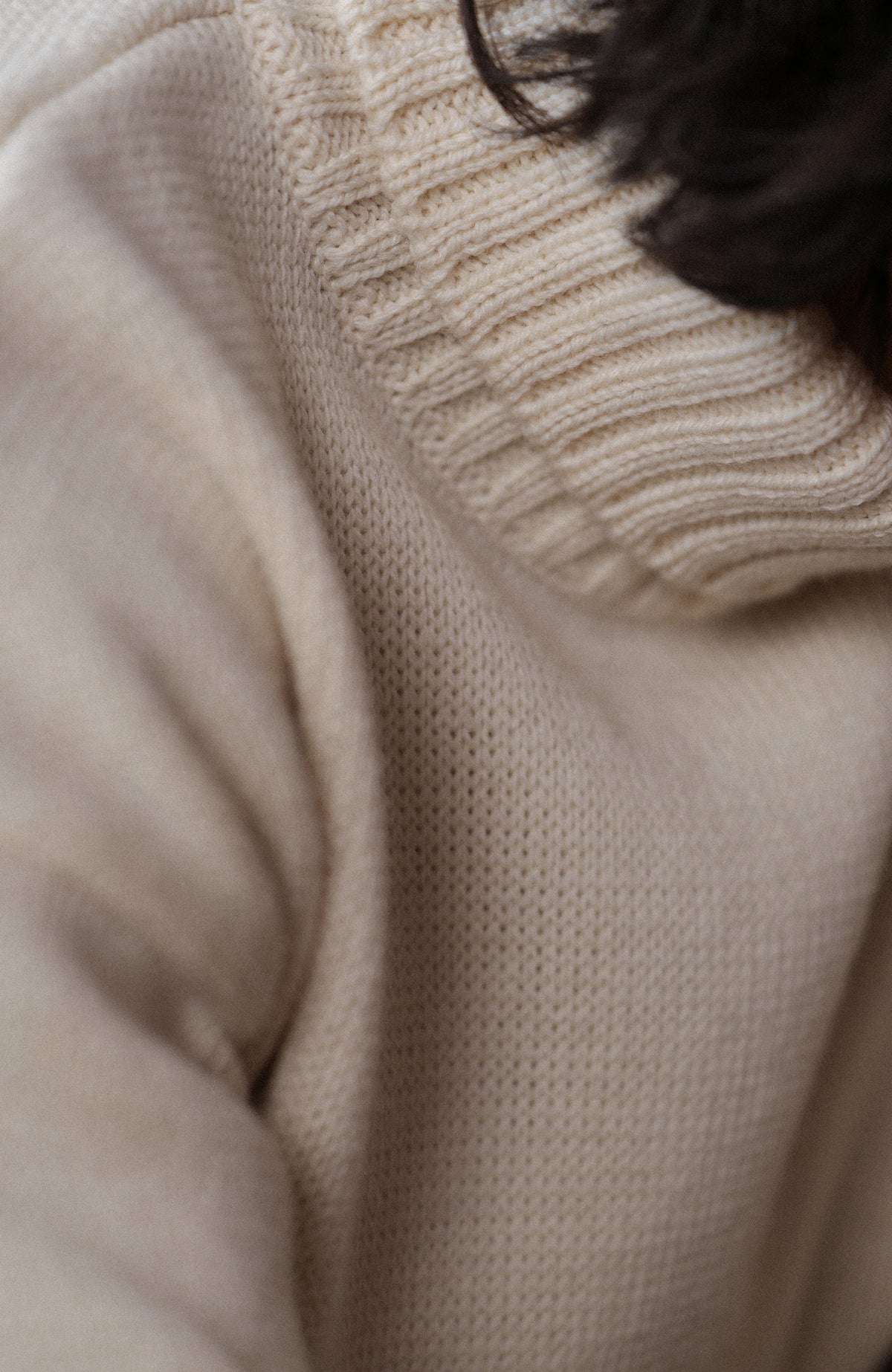 Mens Chunky Merino Wool Submariner Roll Neck Jumper - Feature 1
