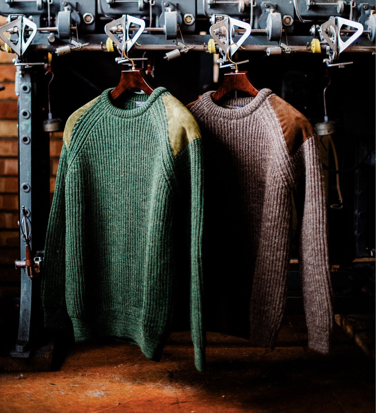 Mens Chunky British Wool Ribbed Shooting Jumper - Feature 2