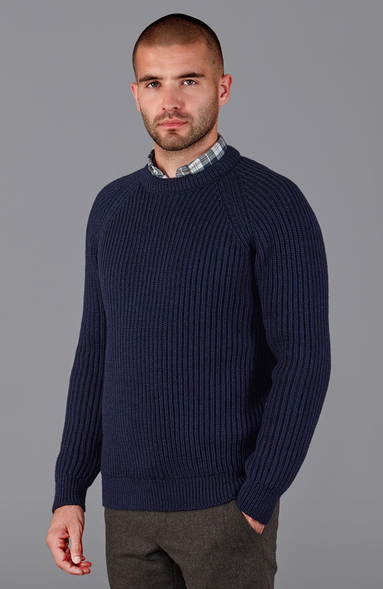 navy mens British wool ribbed fisherman jumper