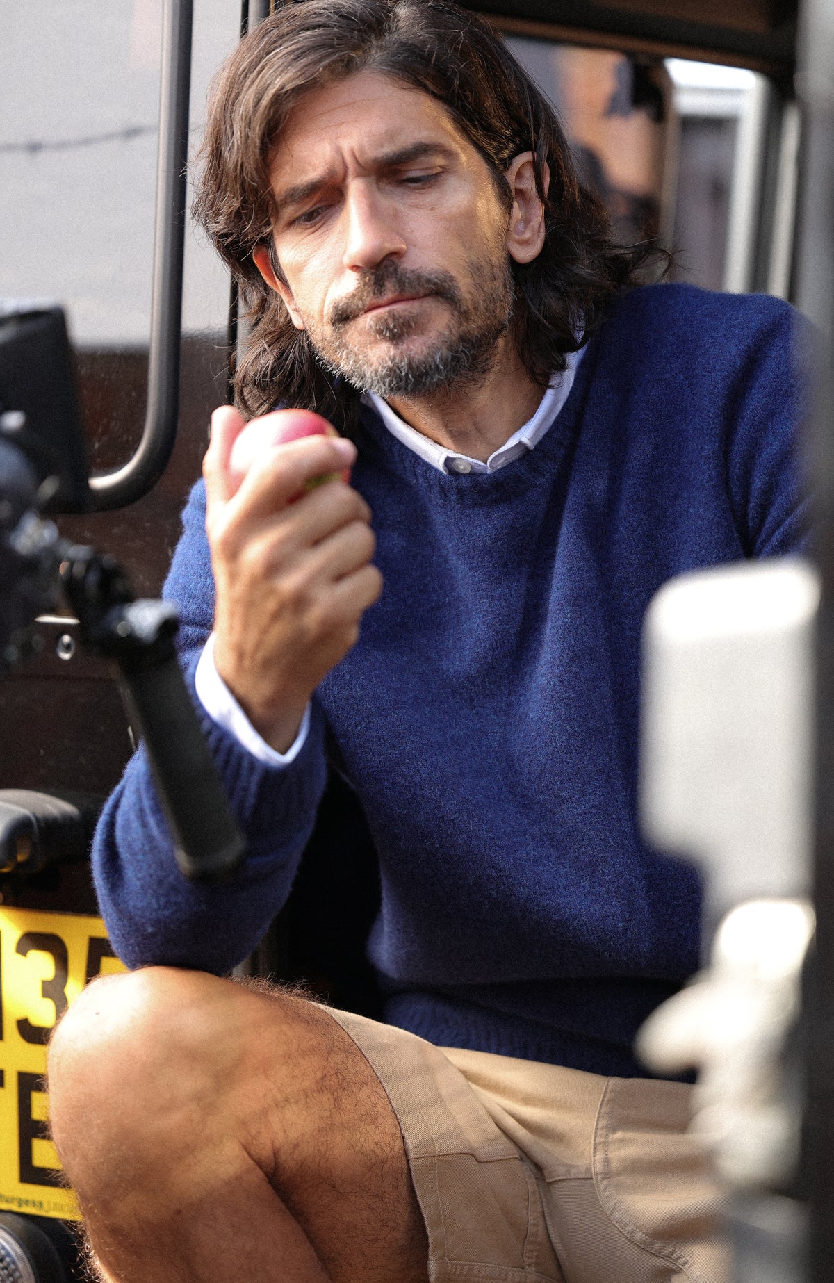Mens Lambswool Saddle Shoulder Jumper - Feature 2