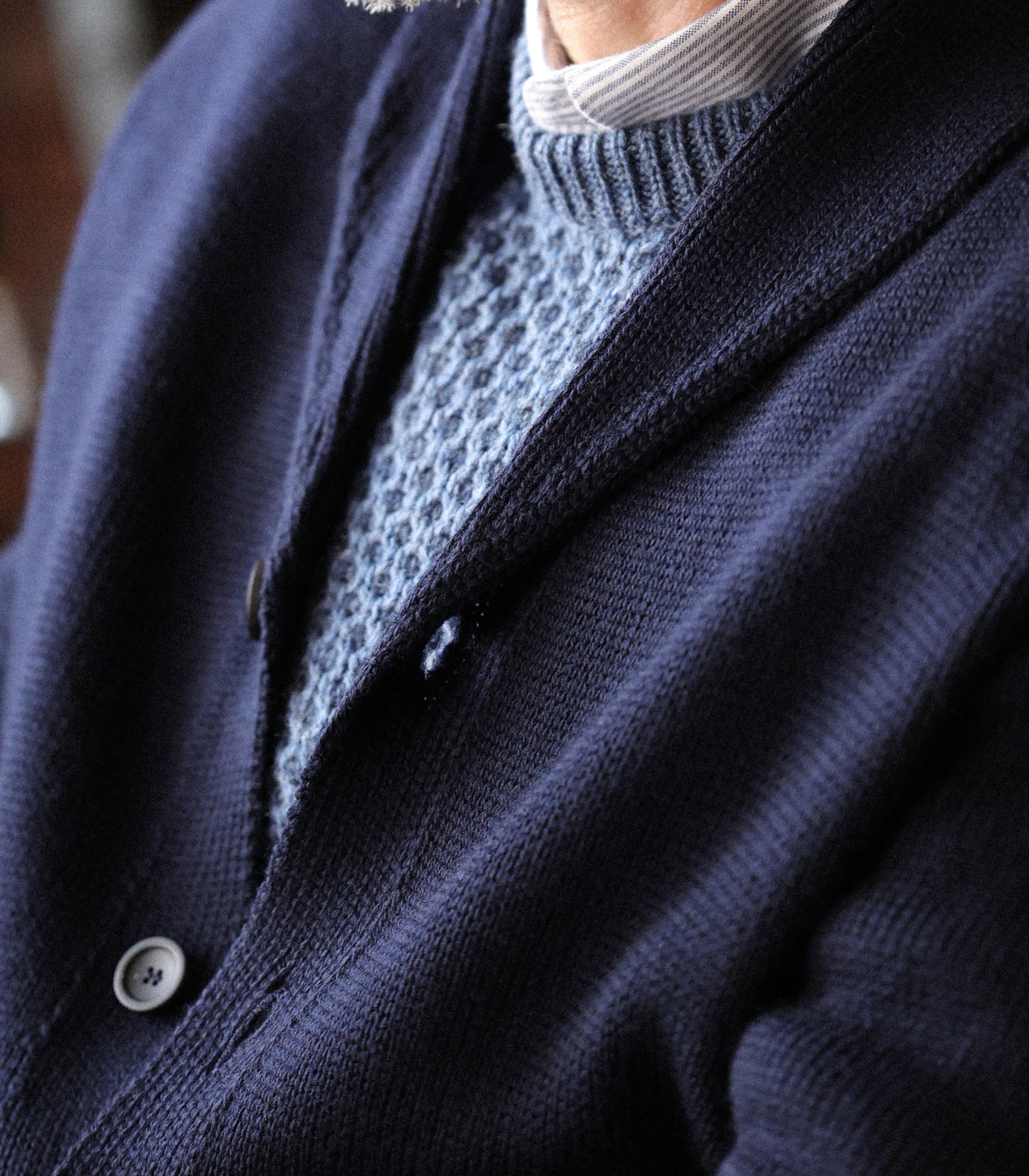Mens Chunky Merino Wool Shawl Collar Cardigan - Feature 5