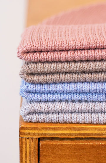 fine merino wool ribbed beanie