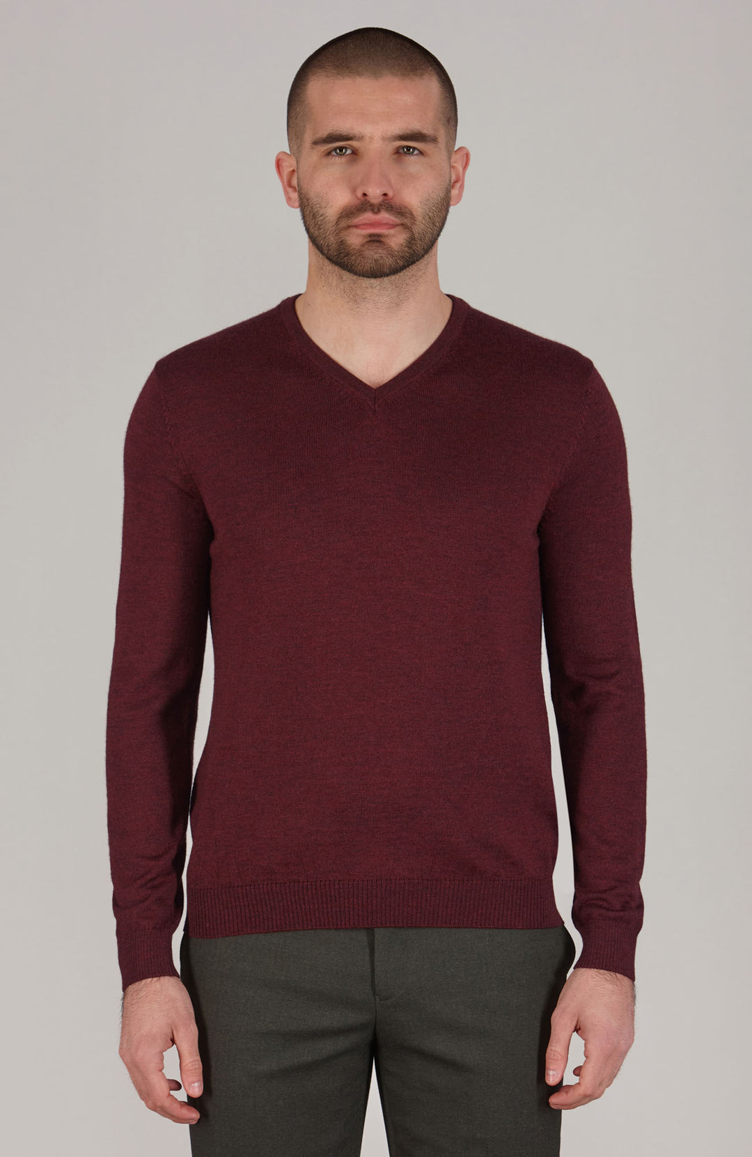 Mens Extrafine Merino Wool V-Neck Jumper – Paul James Knitwear