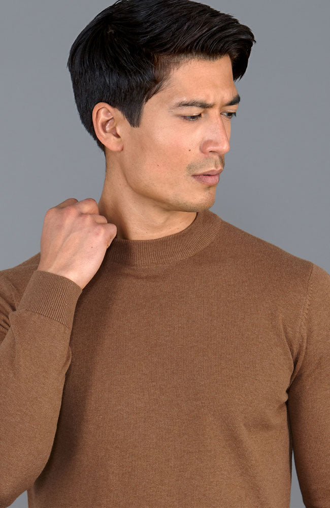 How To Fold A Turtleneck? Our Step-by-Step Guide – Paul James Knitwear
